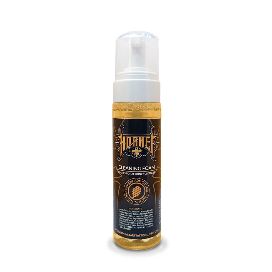 hornet_cleaning_foam.webp